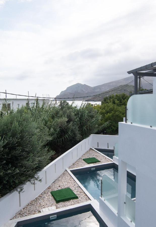 Skyros Blue Suites Exterior photo